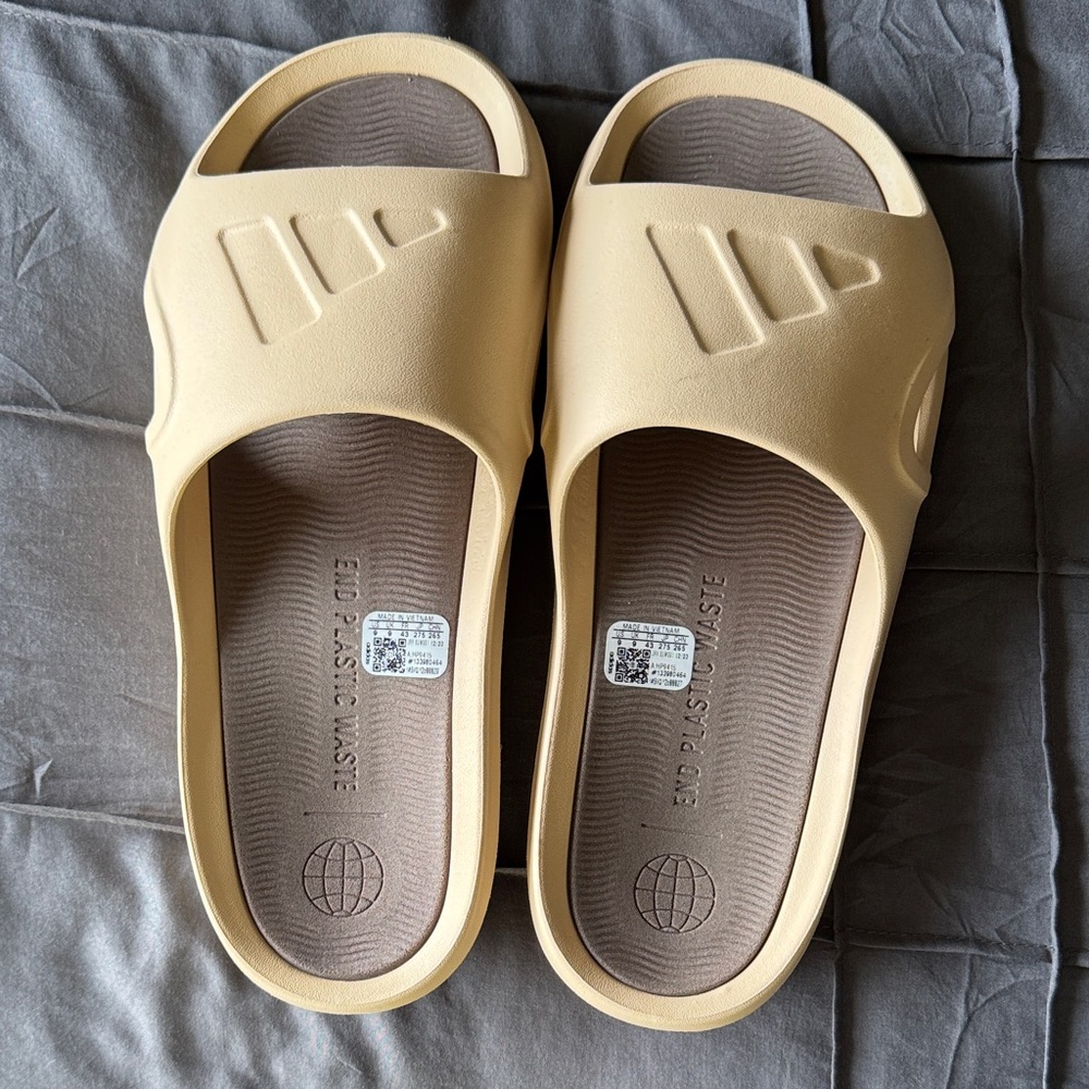 Adidas Beige Slide Sandals